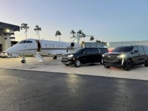Reliable Black Car Airport Pick Up Service in Toronto