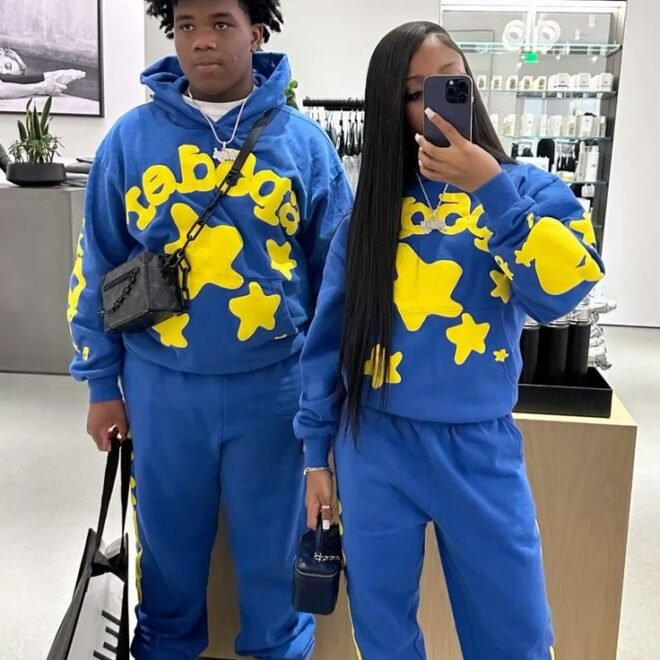 Why sp5derr sweatsuit fits dominate youth clothing trends