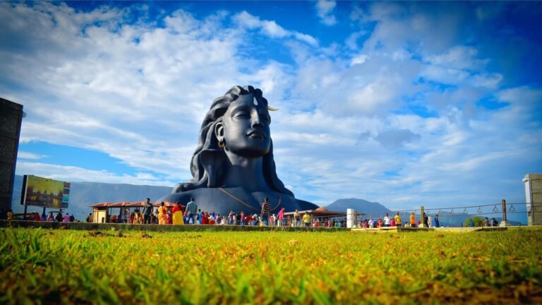 Munnar to Coimbatore Cab | Munnar to Coimbatore Taxi