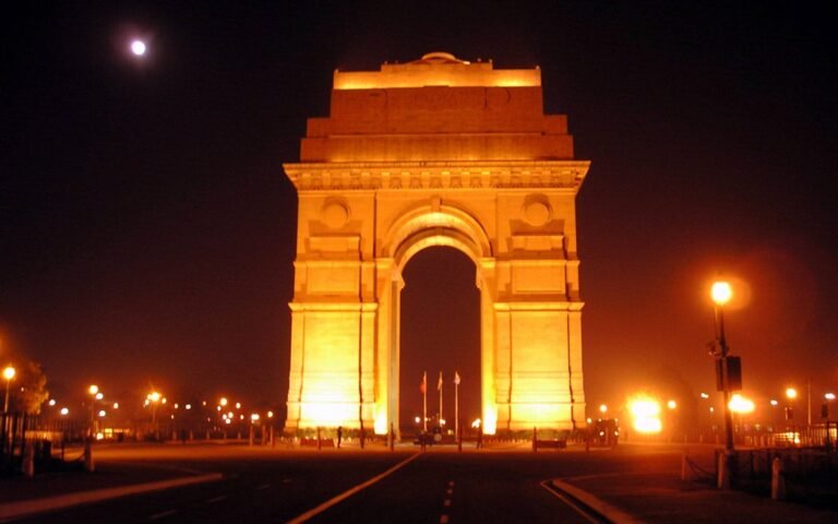 Mathura to Delhi Cab | Mathura to Delhi Taxi