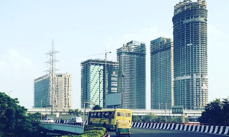 Taxi Service in Noida | Outstation Cabs Noida