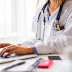 How to Choose the Right Family Doctor in Toronto for Your Health Needs