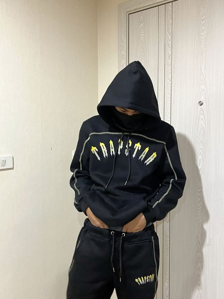 Trapstar Australia – Elevate Your Style with Premium Streetwear
