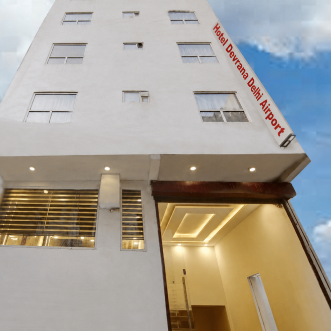Best Hotel Near IGI Airport for Business and Leisure Travelers