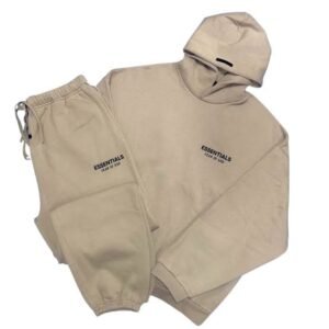 Essentials Tracksuit UK Guide: Style, Fit & Trends for 2026