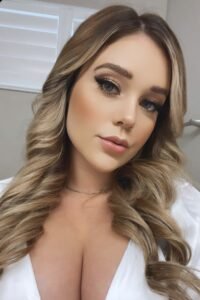 Mumbai Escort Service: Choosing a Safe and Professional Experience