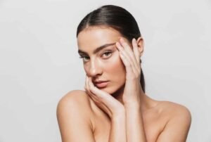 Blepharoplasty in Dubai: Guide to Eyelid Enhancement