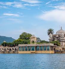 Ahmedabad to Udaipur Cab Price | Check Taxi Fare & Book Online