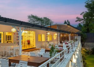 Best Restaurants in Rajpur Road Dehradun: Plan a Relaxed Family Outing