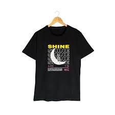 Adjusting Everyday Clothing into Personalized Designs T-Shirt Printing
