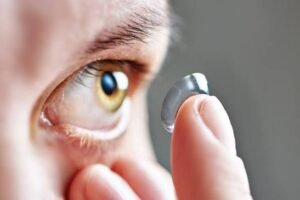 Choosing the right Contact Lens for Everyday Vision