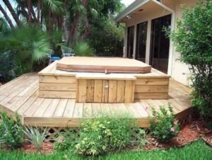 How to Choose a Local Deck Builder in Miami, FL for Your Outdoor Space