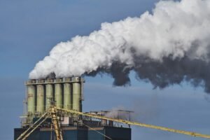 How Industrial Gases Are Supporting Canada’s Manufacturing, Healthcare, and Clean Energy Industries